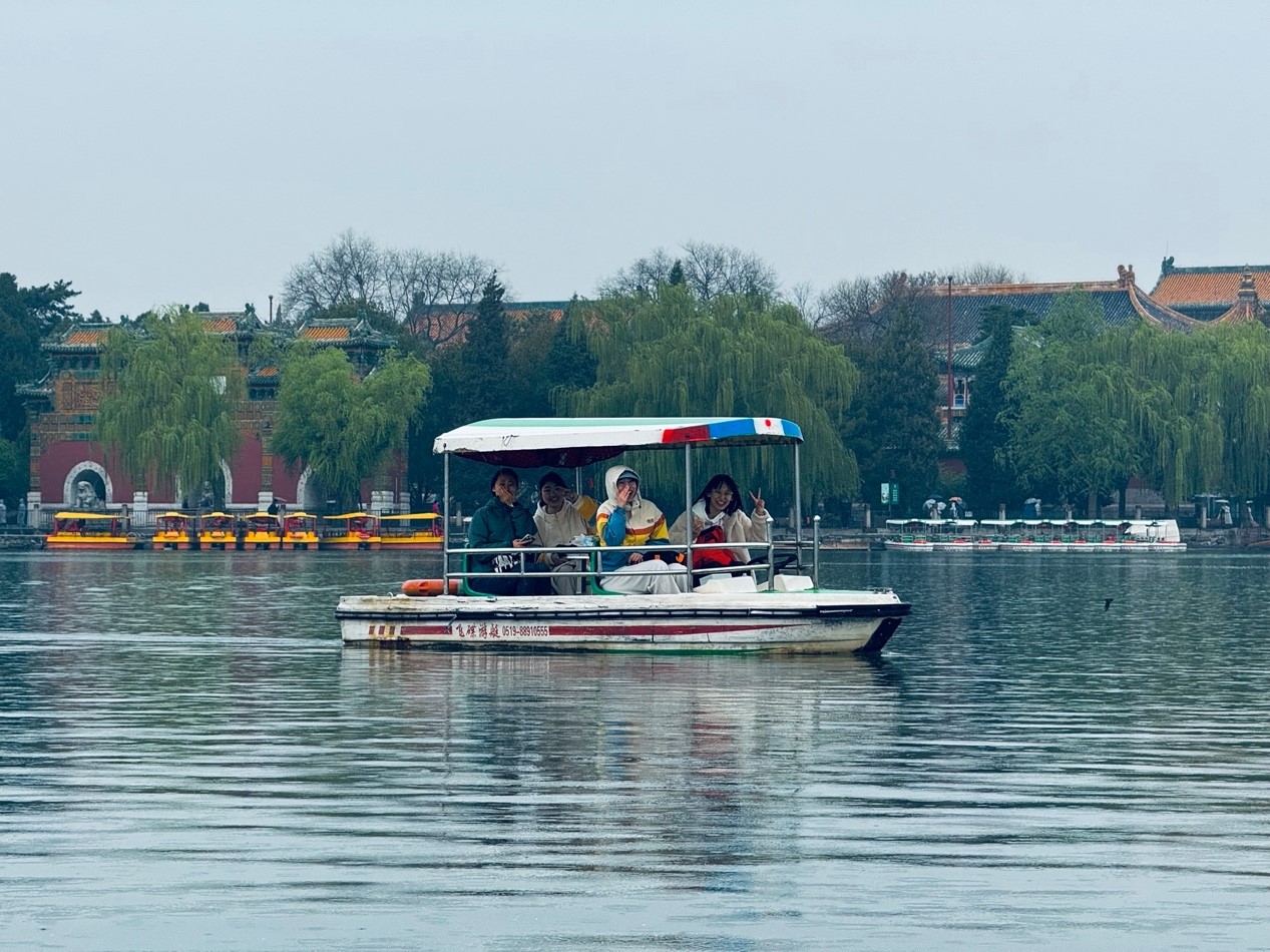 Spring tour to Beihai Park